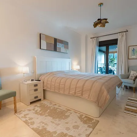 Cozy Golf Escape Flamingos - Marbella Apartment